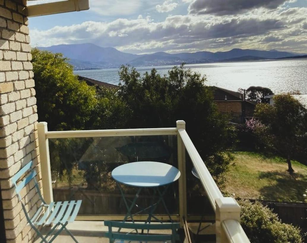 Spacious Modern Home Outstanding Views Sleeps 9 Hobart Esterno foto